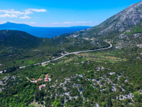 Villa Solar - Ethno Art Village Podcempres